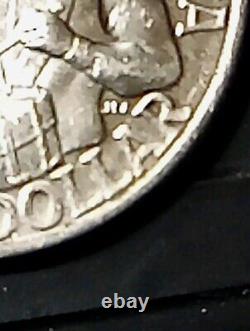 1776-1976 Bicentennial Quarter, No Mint Mark, Touching Ame At &Ar Dub Dy Ex Finger